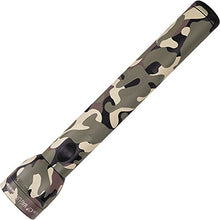 Load image into Gallery viewer, Maglite Three D Cell. Camo.
