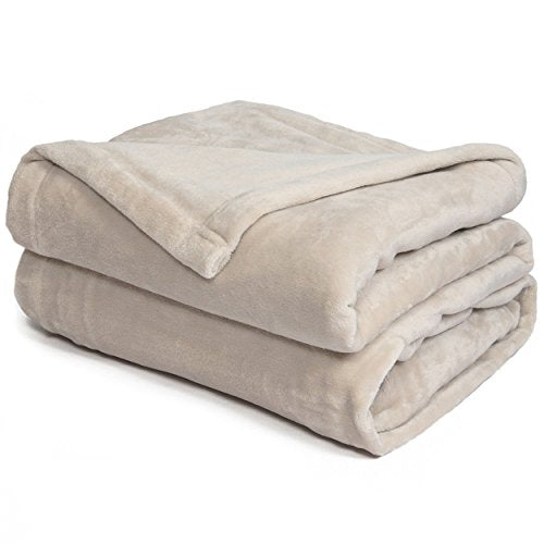 Effortless Bedding Oversized Plush Semi-Fitted Bed Blanket (Queen, Sand Shell)