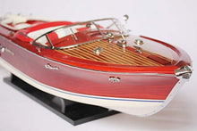 Load image into Gallery viewer, MosaiK Riva AQUARAMA 21&quot; (53 cm) Wood Boat Model Fully Assembled
