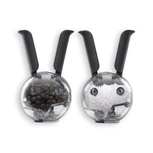 Load image into Gallery viewer, Chef&#39;n Mini Magnetic PepperBall and SaltBall Set (Black)
