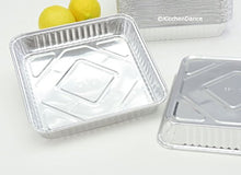 Load image into Gallery viewer, Disposable Aluminum 7-7/8&quot; x 7-7/8&quot; Square Cake Pan with Clear Plastic Lid #1155P (50)
