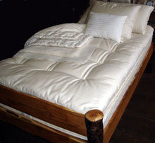 Load image into Gallery viewer, Holy Lamb Organics Quilted Ultimate Wool Mattress Topper - TWIN
