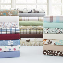 Load image into Gallery viewer, Pointehaven Flannel 170 GSM Sheet Set,Cal King Winter Dogs
