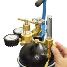 Load image into Gallery viewer, Uniweld UNF3 Nitrogen Flow Indicator with 1/4-Inch Female Flare Inlet Connection and 1/4-Inch Male Flare Outlet Connection
